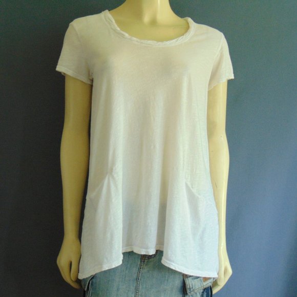 Anthropologie Tops - Left of Center Anthropologie White Cotton Button Back T-shirt Clea Top M